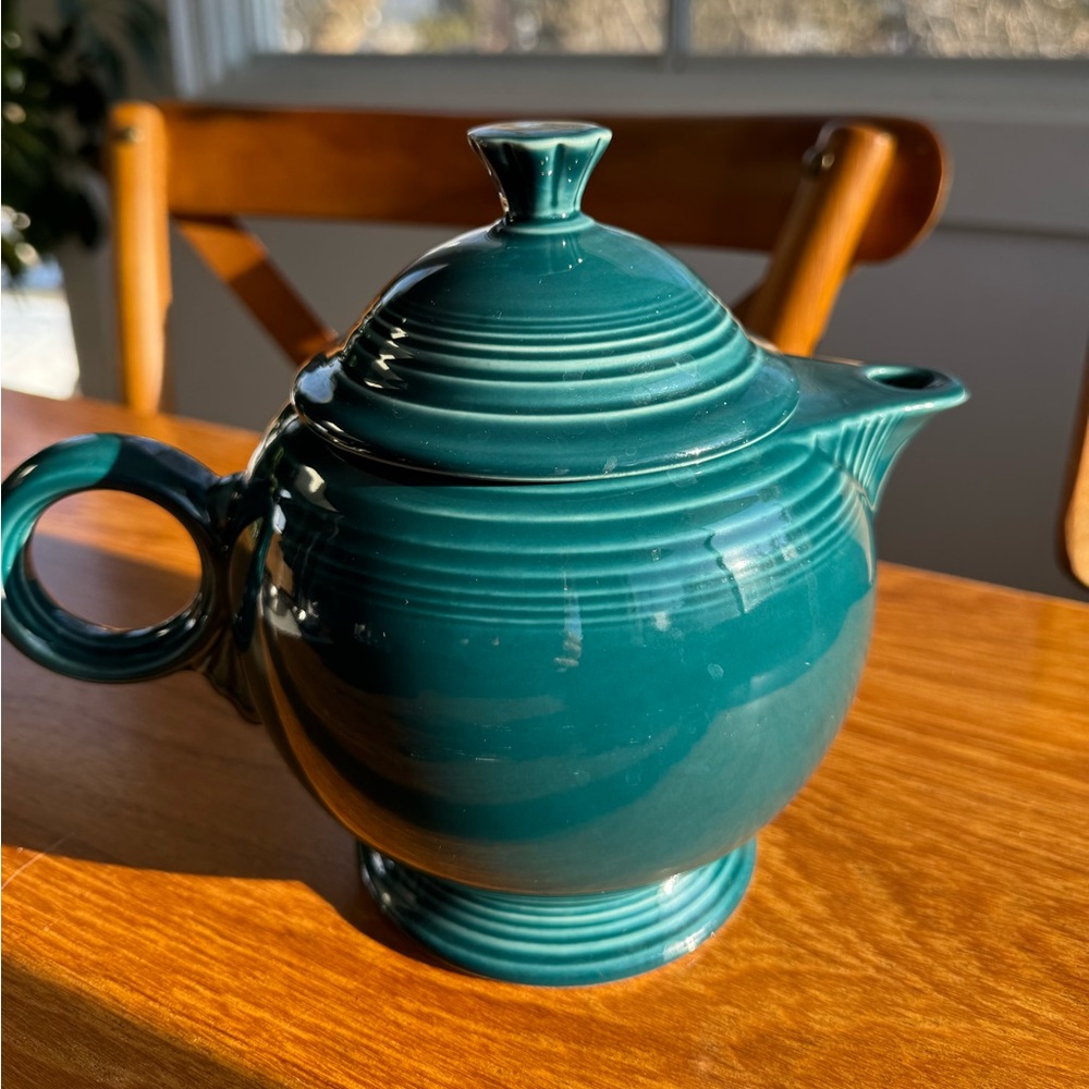 Fiestaware Medium Tea Pot in rare Juniper colour